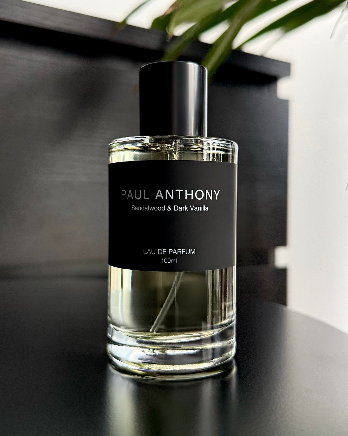 Sandalwood & Dark Vanilla